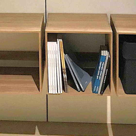 Image 1 of Armadio a muro R-box con etichetta privata