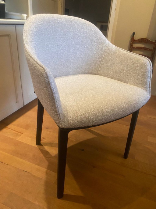 Vitra - Softshell con braccioli - Rivestimento: Nubia 01 - Base: Quattro gambe nero