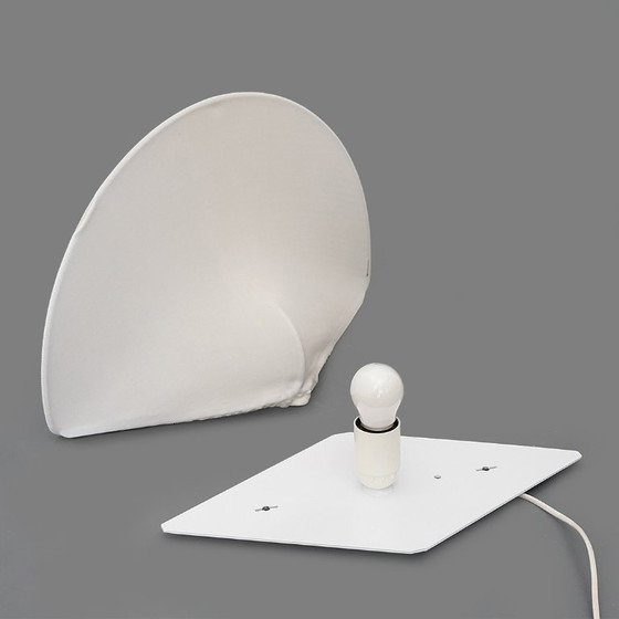 Image 1 of Lámpara de mesa de tela “Kaori” de Kazuhide Takahama para Sirrah, década de 1970