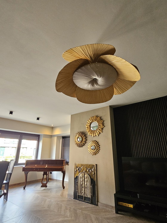 Image 1 of Lustre 'Uchiwa Hana' d'Ingo Maurer 