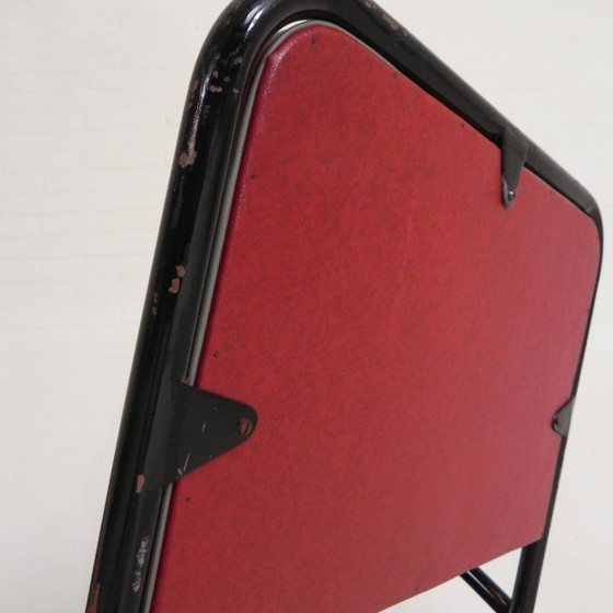 Image 1 of Conjunto de 4 sillones y mesa de centro con estructura tubular de estilo Bauhaus, década de 1950.