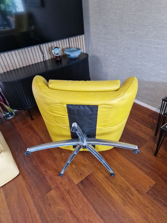 Image 1 of Ensemble de fauteuils en cuir/tissu ou vendus séparément