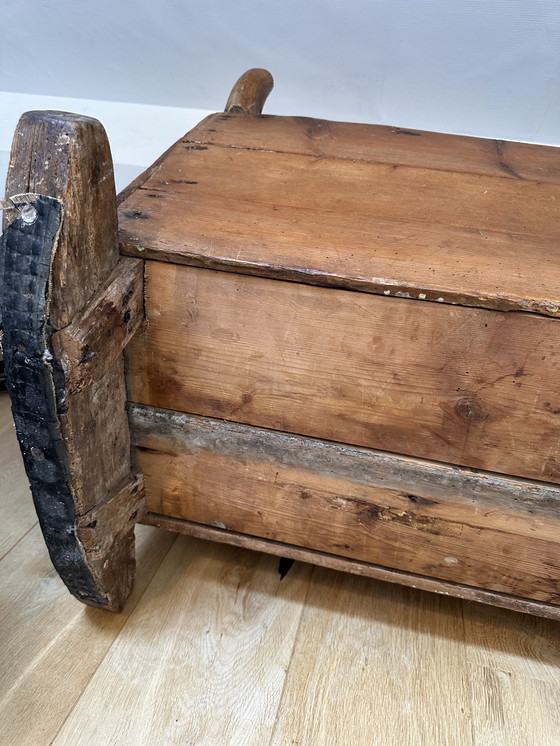 Image 1 of Antieke wieg