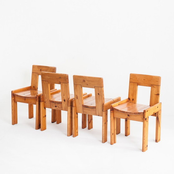 Chaises vintage en pin. Conçues par Silvio Coppola pour Fratelli. – Fratelli Montina (photo 4 of 16)