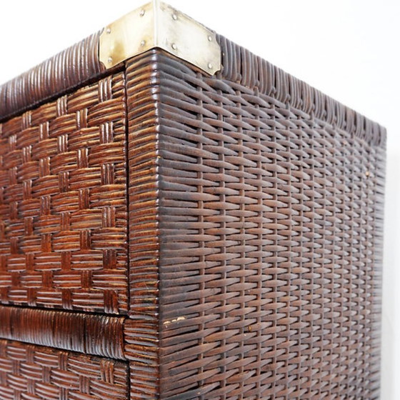 Image 1 of Commode vintage en rotin tressé, style côtier