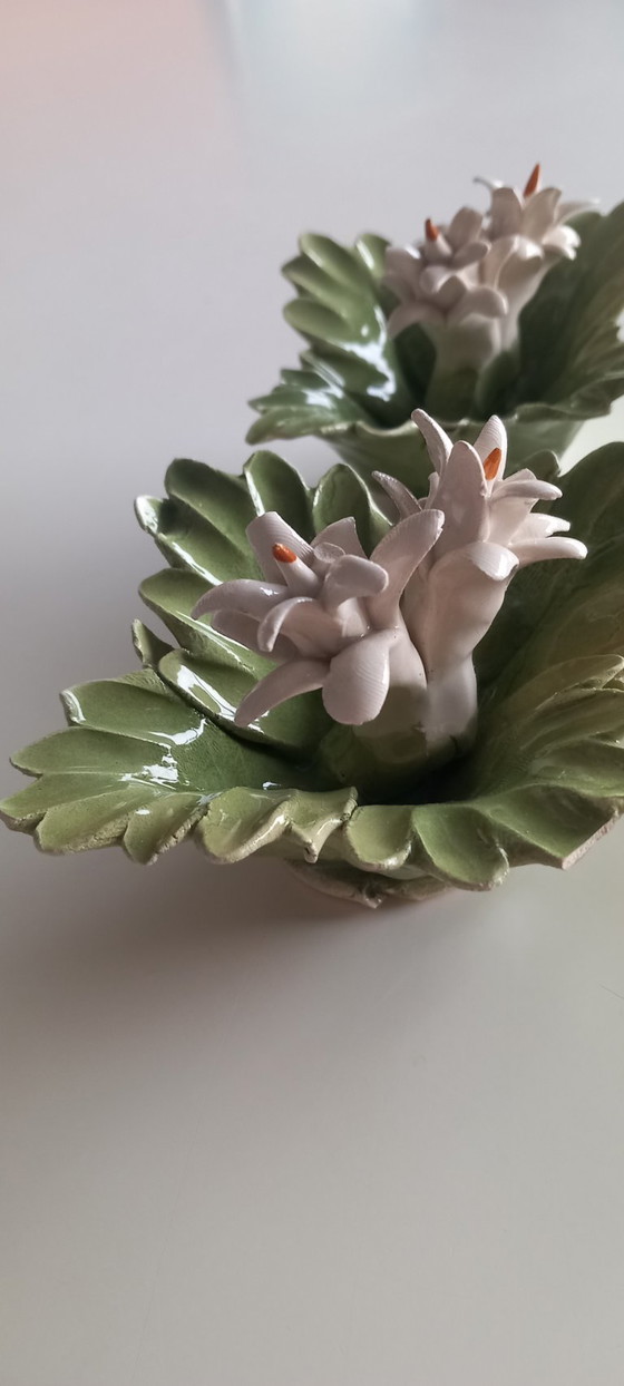 Image 1 of Italiaanse keramische bloemornamenten - set van 3 - Mid-century decor