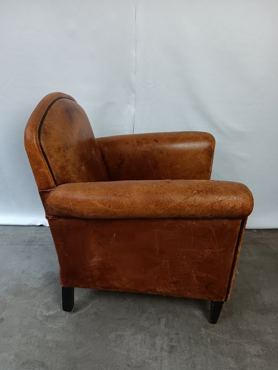 Image 1 of Vintage schaaplederen club stoel-rauwe patina, Mancave essential