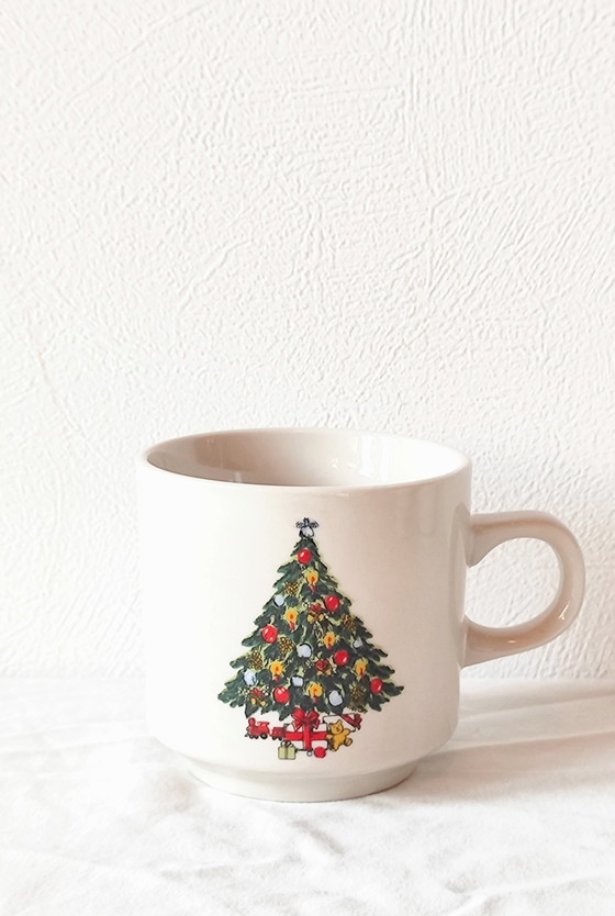 Image 1 of Set of 6 Vintage Christmas mugs