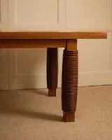 Tavolo in legno scultoreo – Tavoli da pranzo, Wood, Mid Century Modern (photo 2 of 9)