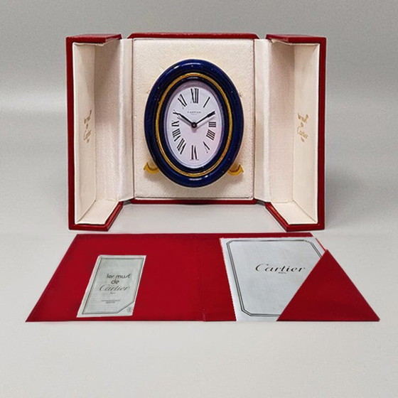 Image 1 of Pendulette Cartier en lapis-lazuli, superbe réveil des années 1980. Fabriqué en Suisse.