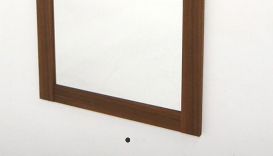 Miroir scandinave en noyer, Suède, 1960, 111cm x 75cm – Wood (photo 4 of 5)