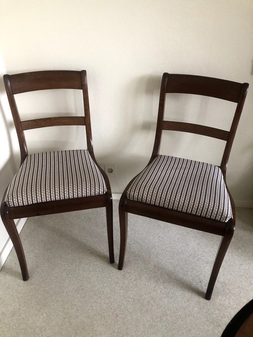 2 Biedermeier chairs (with elegant upholstery)
