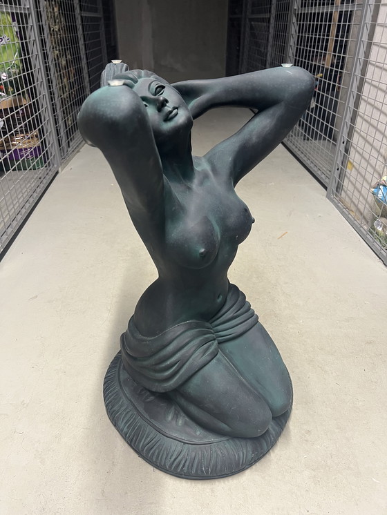 Image 1 of Bijzettafel naakte vrouw in stile art deco 