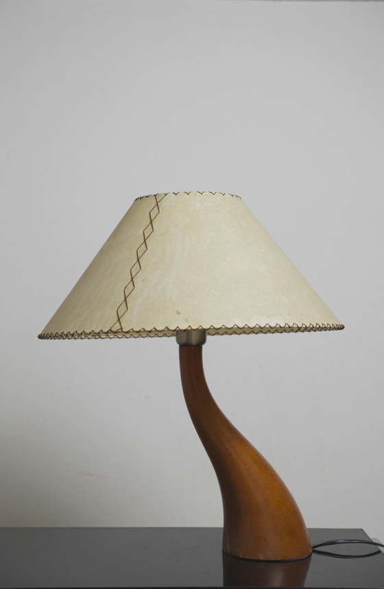 Image 1 of Lampada da tavolo Bonsai Josep Llusca Blauet anni '90, stile spagnolo Mid-Century, in legno di cedro, paralume in pergamena.