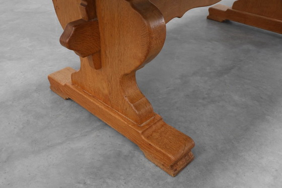 Image 1 of Französischer Eichenbodentisch des 20. Jahrhunderts mit geschwungenen Beinen und Bohlenplatte