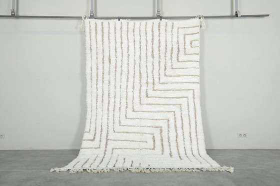 Image 1 of Handwoven white Berber rug, size 150/250 cm
