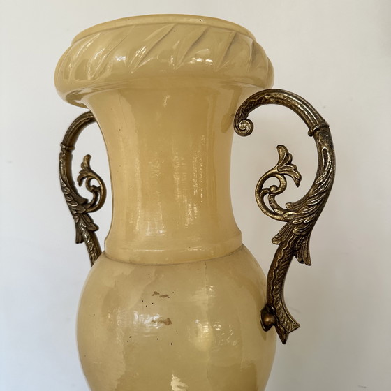 Image 1 of Lampe de table amphore vintage aspect albâtre – France, vers 1960-1970