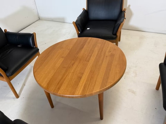Image 1 of 4 fauteuils Illum Wikkelso, 1 ensemble table et chaises Silkeborg (cfc)