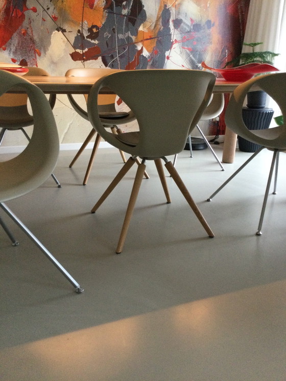 Image 1 of 6x Up Chair Plastic X09 Sand Dining Chairs And Possibly Leolux Table