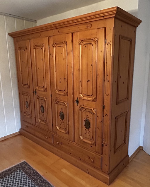 Complete bedroom furnishings from Fochlauer