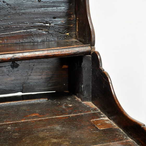 Image 1 of Engels eiken dressoir, circa 1720