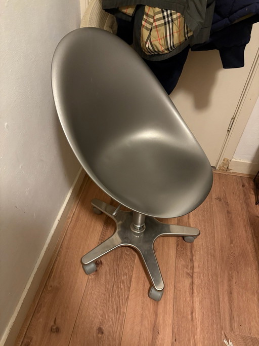 Silla de oficina Magis bombo