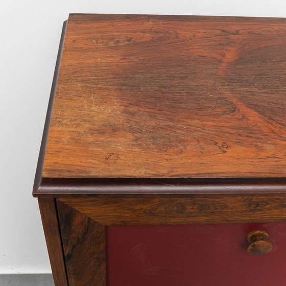 Image 1 of SCANDINAVISCH DRESSOIR IN HOUT MET DONKERROOD LEDER, VINTAGE, MODERN, JAREN 60