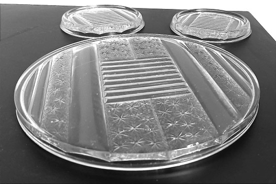 Lot 1 dessous de plat & 2 dessous bouteille Art Déco – Accessoires de table, Glass (photo 5 of 9)