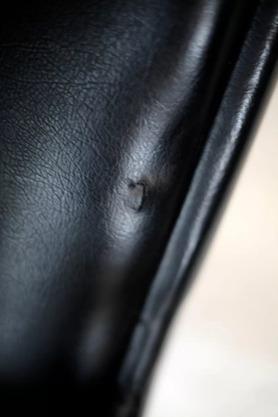 Image 1 of 2 poltrone girevoli, similpelle e acciaio, Italia, circa 1960