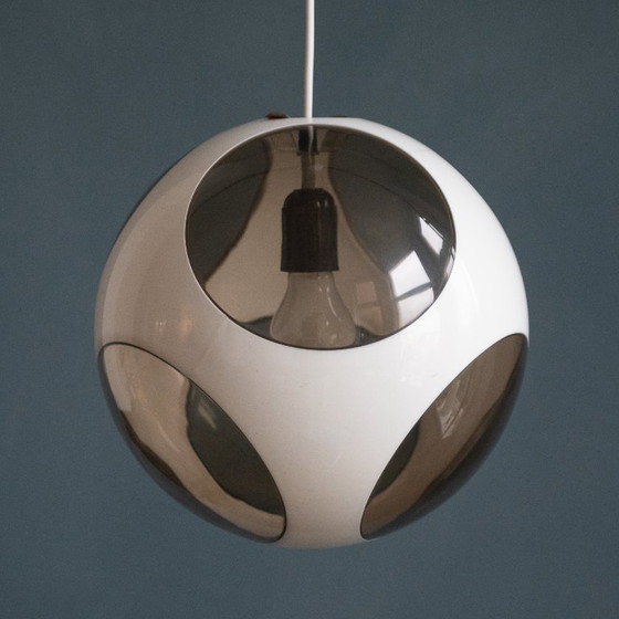 Image 1 of Lampe suspendue ronde blanche en forme d'œil d'insecte, style futuriste