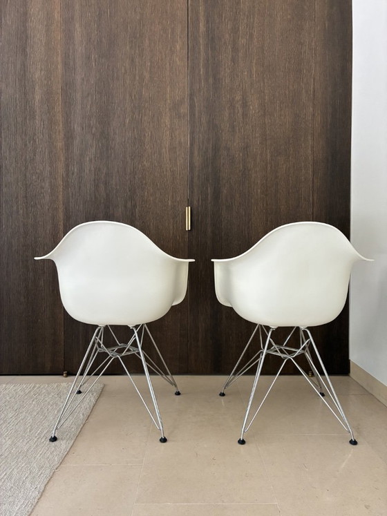 Poltrona in plastica Vitra Eames RE DAR – Sedie da camera, Metal (photo 5 of 5)