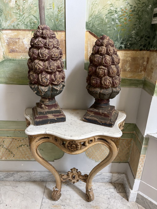 2 Antieke tuinornamenten uit Franse kasteeltuin
