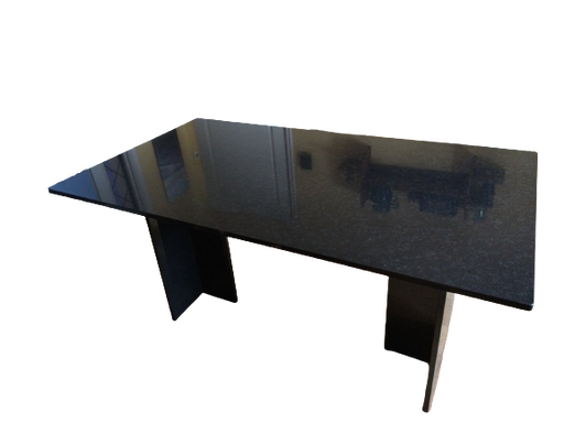 Mooie zwarte granieten design tafel