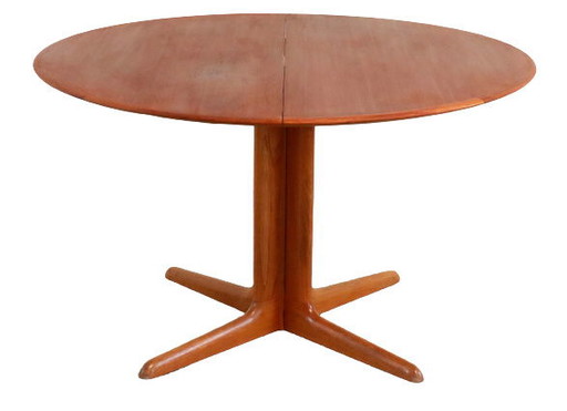 Mesa de comedor redonda de diseño danés vintage, extensible dos veces.