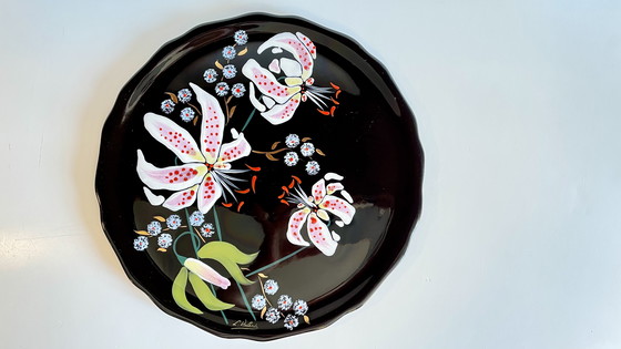 Image 1 of PLAT LONGWY aux LYS earthenware signed L. VALENTI