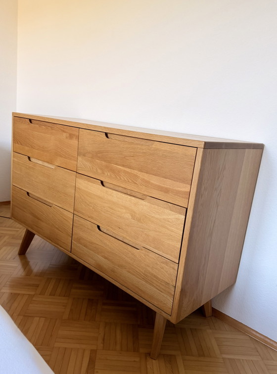 Commode large Jenson de MADE.com – Chêne – Design Tim Fenby – Excellent état – Wood (photo 3 of 5)