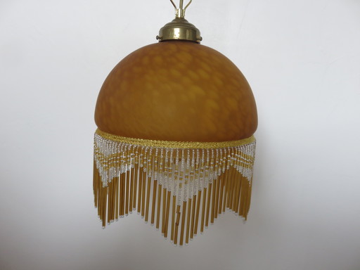 Suspension Victorienne, Verre Marmoréen, Franges Perlées et Laiton