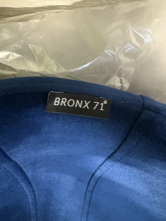 Image 1 of Velvet barkruk mikky blauw