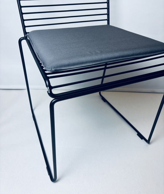 Image 1 of Sedie da pranzo HAY Hee – Set di 10 + 10 cuscini – Nere – Ottime condizioni