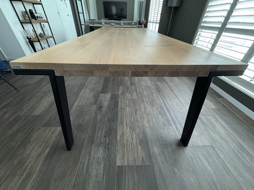 Dining room table Bert Plantagie Seven