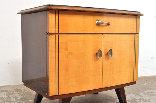 Table de nuit ou buffet vintage années 50