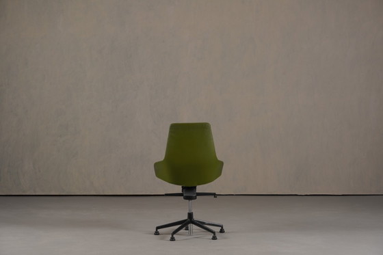 Image 1 of Fauteuil de bureau Aston en cuir, par Arper, Italie, années 2000