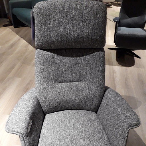 La poltrona reclinabile Future Smart Pioneer