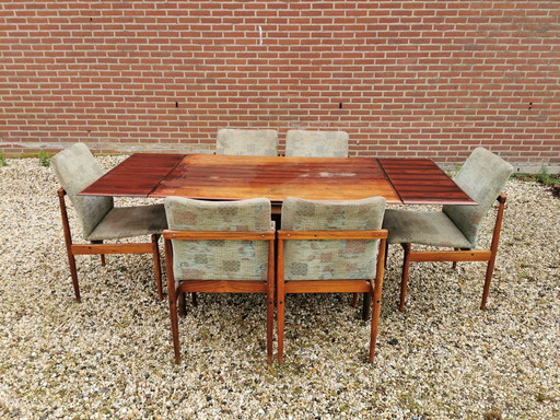 6 vintage dining chairs and extendable table from Fristho
