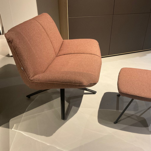 Topform Vinci swivel armchair with ottoman