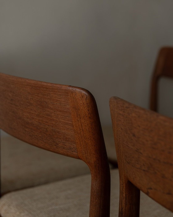 Image 1 of Vintage eetkamerstoelen van Johannes Nørgaard voor Nørgaard Møbelfabrik (set van 6) | Originele wollen bekleding | Jaren 60