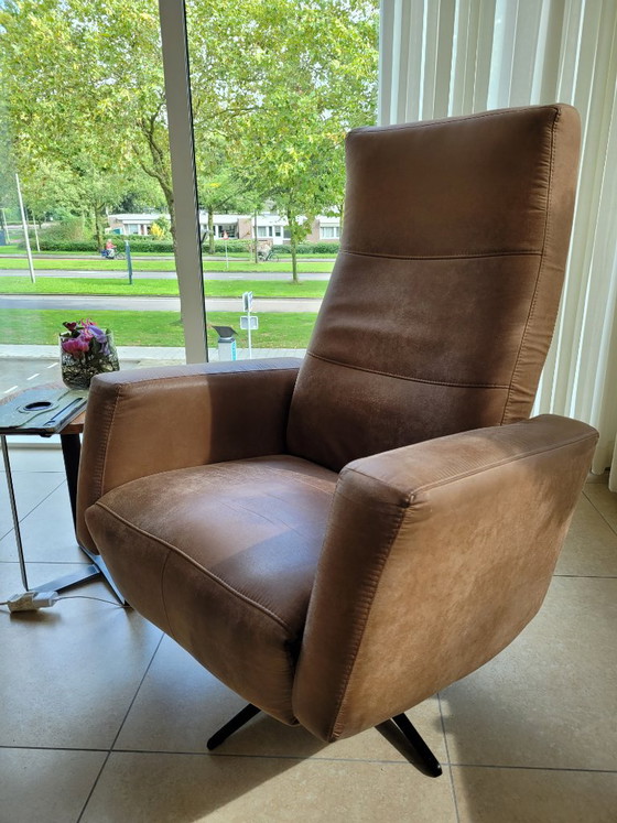 Adjustable Recliner Chair With Battery – Metal, Textile (photo 3 of 5)
