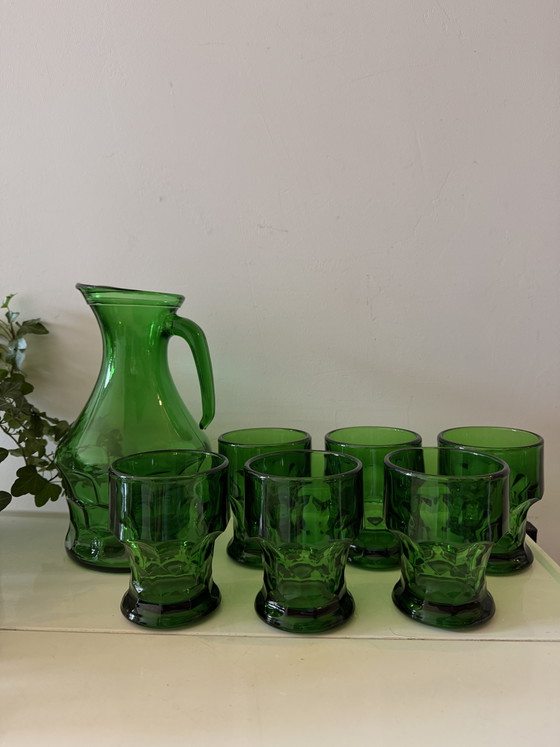 Image 1 of Juego italiano de vasos y jarra Bormioli verde esmeralda