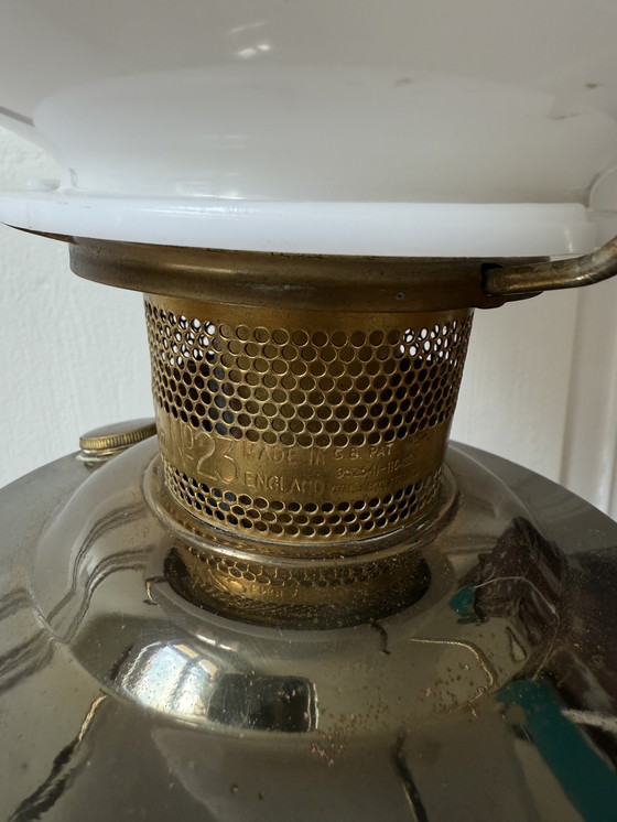 Image 1 of Lámpara de aceite eléctrica Art Nouveau fabricada en Inglaterra, modelo Alladin 23