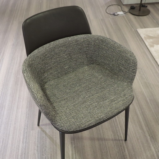 Molteni&C Barbican eetkamerstoelen (set van 4)